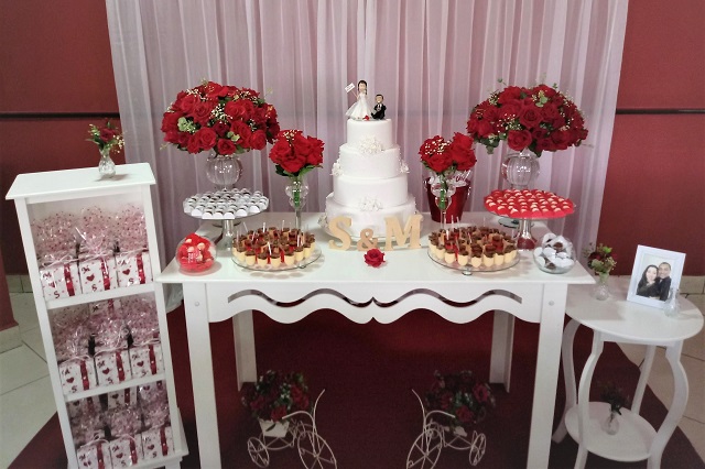 Decoração de Casamento Vermelho e Branco