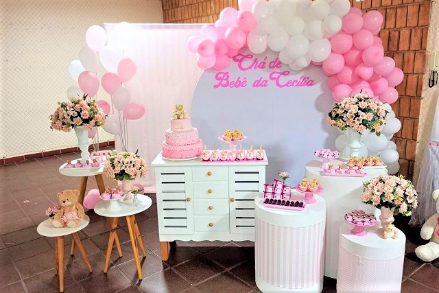 Decoração de Chá de Bebê Mini Table Rosa e Branco